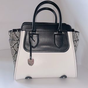 Super cute London Fog handbag - white/black/ grey